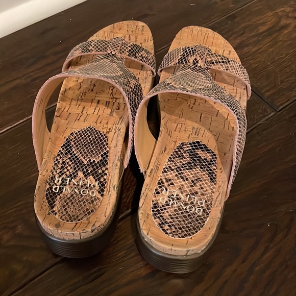 Donald Pliner Faina P7 Metallic Python Print Sandals - Picture 3 of 7